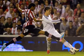 Ronaldo ghi bàn thứ 50 cho Real Madrid
