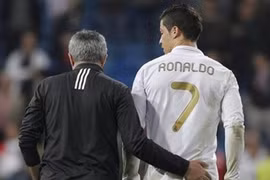 Bí mật kinh khủng ở phòng thay đồ Real Madrid 
