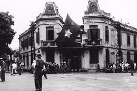 Hà Nội trước giờ tiếp quản