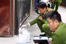 Truy thủ phạm đốt nhà giữa đêm khuya