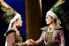 Chèo về Hai Bà Trưng ra rạp 