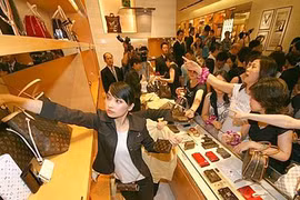 Chống hối lộ trá hình