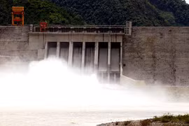 Khổ vì thủy điện