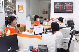 Kinh tế đang ấm lên từ đáy