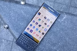 Blackberry từ bỏ BB10, chuyển hẳn sang Android?
