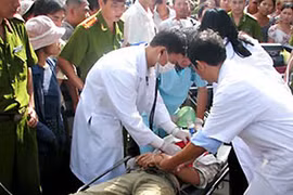 Chém vợ rồi tự sát bằng điện