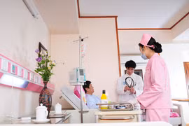 Bị thương nặng khi vào bệnh viện ăn trộm