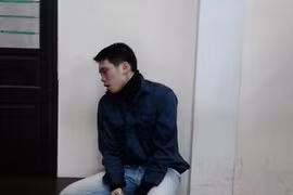 Đi tán gái đêm bị bạn cùng lớp đâm 9 nhát dao tử nạn