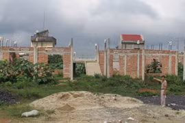 Thị trấn và huyện cùng sai!