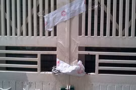 Chớ “gửi trứng cho ác”