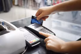 Từ ngày 31-03-2021: Sẽ dừng phát hành thẻ từ ATM?