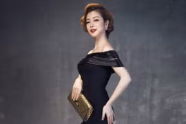 Jennifer Phạm khoe đường cong quyến rũ với các thiết kế của Lê Thanh Hoà