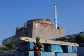 Tổng Giám đốc IAEA thăm Nhà máy điện hạt nhân Zaporizhzhia vì lo ngại về an toàn