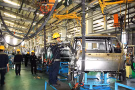 Tăng mức thu bảo hiểm, thị trường lao động giảm cạnh tranh?
