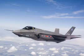 Mỹ buộc tội doanh nhân Trung Quốc đánh cắp bí mật tiêm kích F-22, F-35