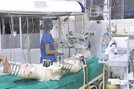 Hội chẩn liên viện tìm giải pháp điều trị 3 chiến sỹ trong vụ máy bay rơi