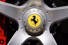 Mẫu xe điện đầu tiên sắp ra mắt của Ferrari có giá hơn 500 nghìn USD