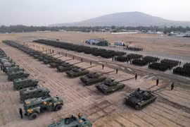 [ẢNH] Nga sẵn sàng cho kịch bản xấu tại Afghanistan