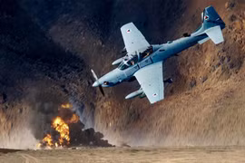 [ẢNH] Taliban bất ngờ bị không quân tập kích, ai đã thực hiện điều này?