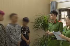 Thiếu niên 13 tuổi tham gia vụ trộm cắp 30 chiếc điện thoại di động 