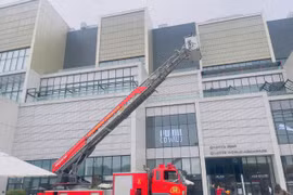 Trên 1.000 người dân và trẻ em trải nghiệm kỹ năng an toàn cháy, nổ tại Lotte Mall Tây Hồ 