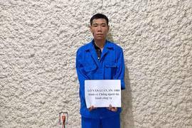 Tạm giữ hình sự đối tượng chống đối lực lượng Công an khi bị kiểm tra nồng độ cồn