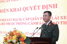 Triển khai đội Sát hạch, cấp giấy phép lái xe cơ giới đường bộ, thuộc Phòng CSGT Công an Hà Nội
