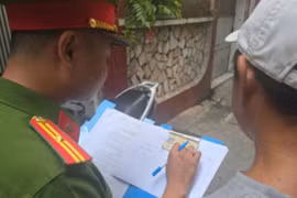 Công an phường Tây Hồ phát động cao điểm tổng rà soát, làm sạch dữ liệu đăng ký phương tiện và giấy phép lái xe