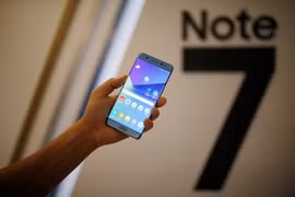 Hàng không Quantas cấm sử dụng Galaxy Note 7 sau sự cố nổ pin