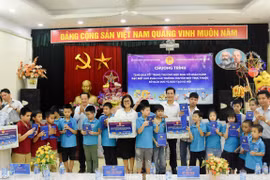 Tặng quà Trung thu cho 150 học sinh có hoàn cảnh đặc biệt khó khăn