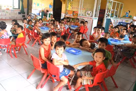 Ưu tiên sử dụng trụ sở cơ quan nhà nước dôi dư xây trường mầm non 