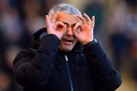 Eto'o thừa nhận HLV Mourinho… hơi mất trí