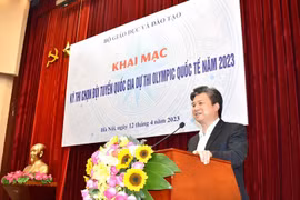 194 học sinh tranh suất vào đội tuyển Olympic quốc tế