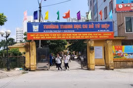 Một trường học phải trả lại phụ huynh hơn 162 triệu đồng vì thu sai 