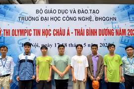 Đội tuyển Olympic Tin học châu Á Thái Bình Dương giành Huy chương Vàng
