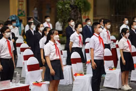 [Ảnh] Hình ảnh đáng nhớ trong lễ khai giảng năm học mới trên cả nước 