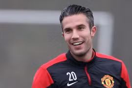 HLV Moyes thở phào khi Van Persie muốn ở lại