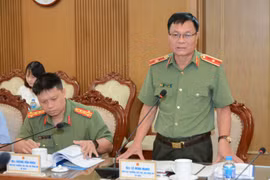 Cảnh báo gian lận thi cử ngày càng tinh vi, tự mua lẻ thiết bị trên thị trường để tích hợp