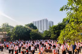 Hơn 2 triệu học sinh Thủ đô bước vào năm học mới: Nỗ lực giảm trái tuyến, chống lạm thu