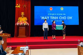 Thành lập ban điều phối gần 90 tỷ đồng từ Chương trình "Sóng và máy tính cho em"