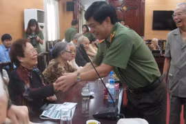 CATP Hà Nội gặp mặt các "Chứng nhân lịch sử"