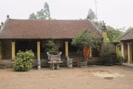 Làng cổ Đường Lâm, lại có chuyện