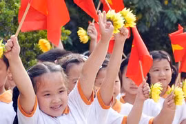 Hãy đồng hành cùng thế hệ trẻ 
