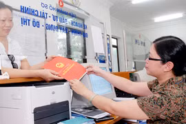 Nhũng nhiễu, vòi vĩnh làm chậm việc cấp “sổ đỏ”