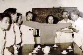Chiếc áo len của Bác Hồ và “mùa đông binh sĩ”