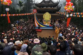 Khai hội tháng Giêng