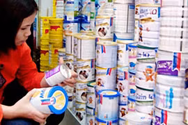 Giá sữa lại tăng 
