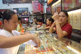 Sẽ kiểm soát chặt vàng trang sức 