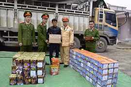 Phá 10 chuyên án về pháo thu giữ 2,5 tấn pháo các loại