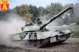 [Infographic] Object 292– Chiếc xe tăng với pháo khủng đủ để xé nát mọi đối thủ